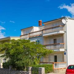 Apartments in Jadranovo 39275