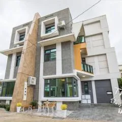 東華晴空樹民宿