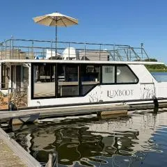 Gorgeous Ship In Havelsee Ot Kützkow