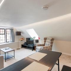 Pass the Keys Newly renovated flat Sevenoaks High Street