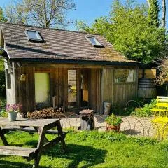 The Cabin at Shambala- now with sauna available to book!