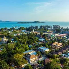 Tongtong Garden Holiday Hotel普吉岛通通花园酒店