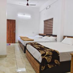 Ponnus Residency