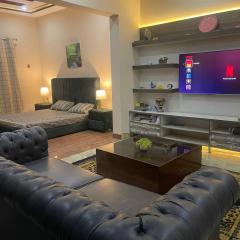 Enjoy a Cozy, Peaceful Space with Self Check-In