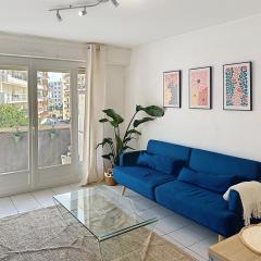 3P terrace, with air conditioning beach and center within walking distance