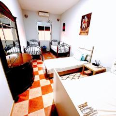 Elhachimi Host House