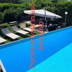Appartamento con Piscina in uso esclusivo in B&B
