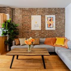 Prime Location Charming 4BR in Downtown MTL