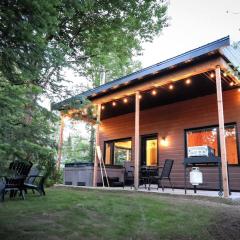 Le Colvert - Waterfront Cabin with Spa