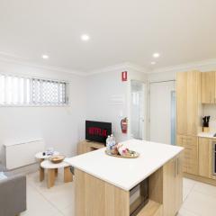 Smart Suites Self Check-in Apartments - Freney Park