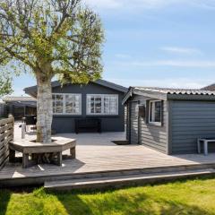 Lovely Cottage Near Beautiful Bathing Beach