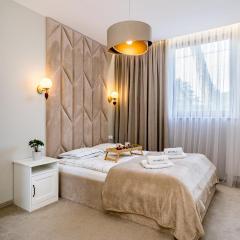 CONTINENTAL Apartamenty Piamola