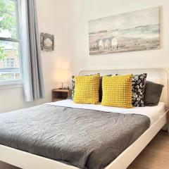 The Cozy Loft 2 Guests AC 5 min Downtown