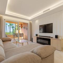 El Oasis de Marbella with Sea View
