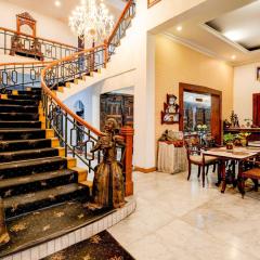 Dancenter The Ethnic Hotel