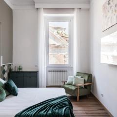 The Best Rent - Three-Room Apartment with View of the Portico d'Ottavia