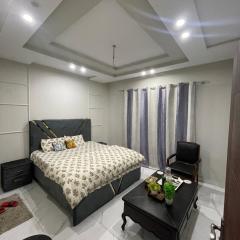 Cozy and Peaceful 2 Bedroom Luxury Apartment