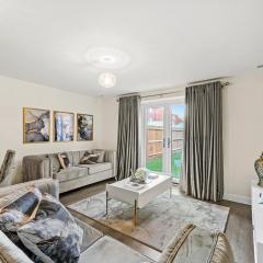 Beautiful 4 Bed in Leicester - Garden - Parking