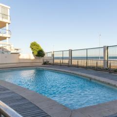 2 Bedroom Seaview, Holiday Apartment, Lagoon Beach