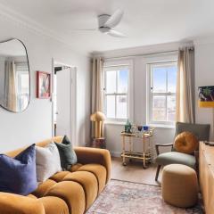 Aurelia Darling - Boutique Poolside Retreat near CBD