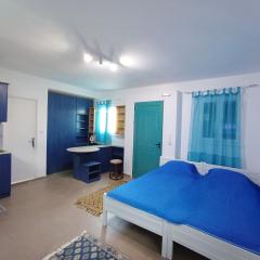 Melograno Seaside Studio 20 meters from Beach