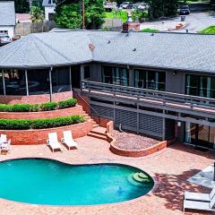 Paradise Point Lake Home