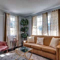 Dock&Volleyball! Near Downtown - Blissfully Blue