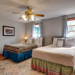 Dock&Volleyball! Near Downtown - Blue & Turquoise!