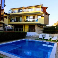 Via Sunride - Twin Maisonette Apartments by the sea