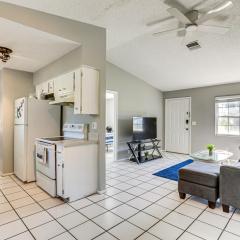 7 Mi to Beach Cozy Home with Yard in Englewood!