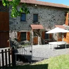 Ferme rénovée avec jardin, garage et wifi gratuit à Chamalières-sur-Loire - FR-1-582-1