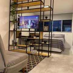 Studio Industrial em Rua Tranquila Perto Av Paulista