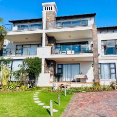 Little Lincoln Sea & Pool View Apartment