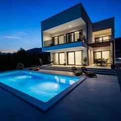 Villa Seascape with private pool