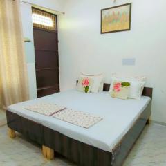 kridha homestay with kitchen Near Prem Mandir