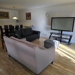 D's Place Hull Gatineau-Ottawa with Free Parking