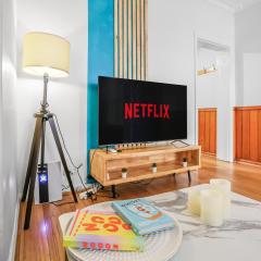 2 Bedroom House Darling Harbour Good for 6 Guests