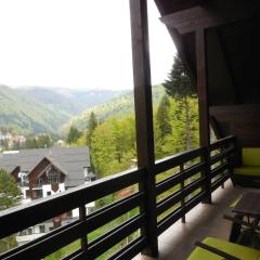 Relaxing Balcony Apartment
