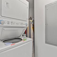 Luxury Beachfront Condo w/ 2 Balconies! Sleeps 8! Walk to Pier Park!