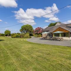 Gîte spacieux de 8 chambres au cœur des vignes d'Anjou - FR-1-622-112