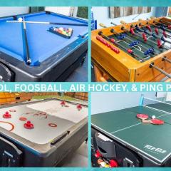 Family Game Room - Full-Body Massage Chair - Private Patio - Ultimate Group Getaway for 12
