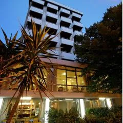 Mon Hotel