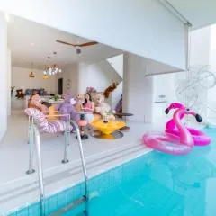 HappyHouse