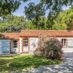 Amazing Home In La Boissières Des Land