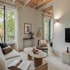 Semuc - 2 bedrooms, office and balcony in Eixample Dreta