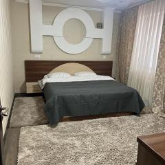 Spacious Modern Apartment mins drive to City Center