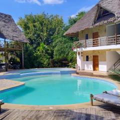 Bush Paradise Kiwengwa