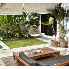 The Laut Bali- Private Design Villa with rice field view pool
