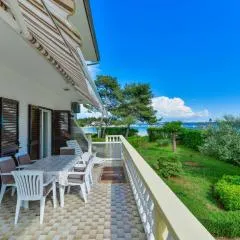 Beachfront apartments Liveric