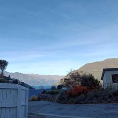 Arawata Retreat - Queenstown Mountain Serenity